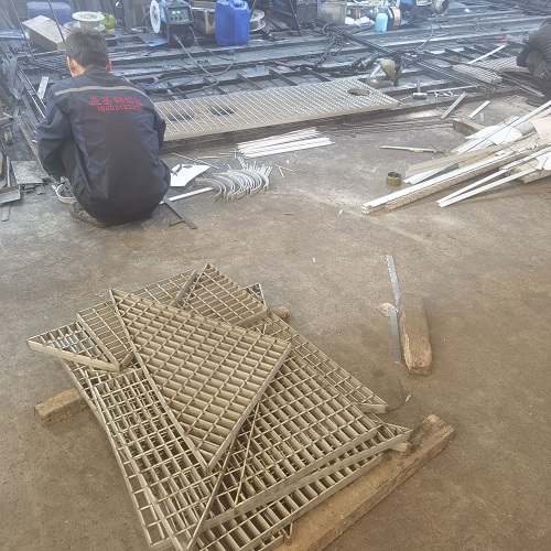 采購鋼格板必問的6個問題，少問一個都可能踩雷