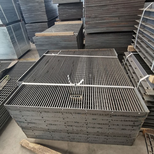 如何辨別劣質(zhì)鋼格板？看這4個細(xì)節(jié)，避免安全隱患！