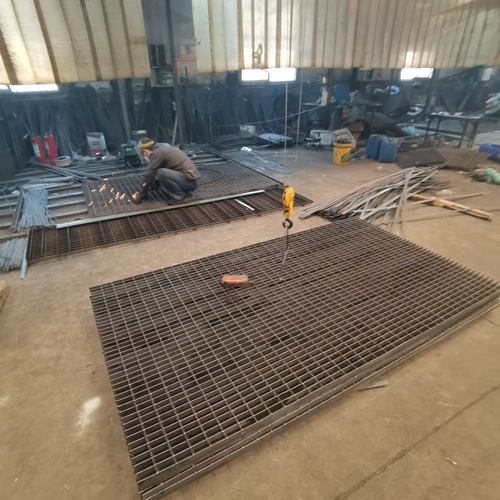 不同安裝方式如何影響鋼格柵選購(gòu)？一文說(shuō)清