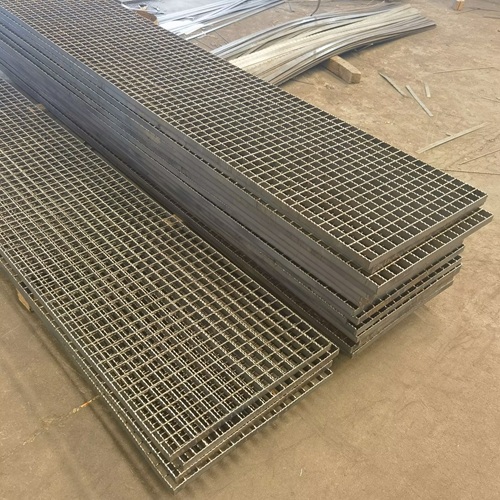 為什么說(shuō)鋼格柵是工程建設(shè)的 “全能選手”？