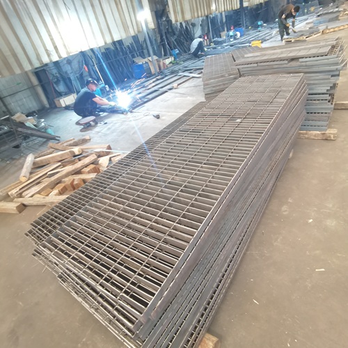 鋼格板背后的努力，遠(yuǎn)比你想象得多