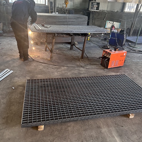 鋼格柵板如何防銹？這些處理方法很關(guān)鍵