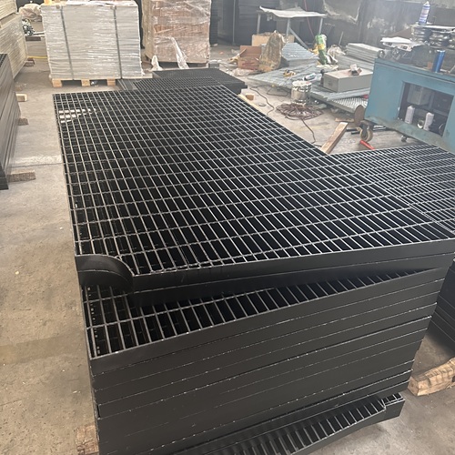 鋼格板高空安裝安全技巧，工程人必學