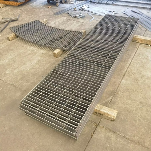 不止工程用！鋼格板在數(shù)據(jù)中心地板的驚艷應用